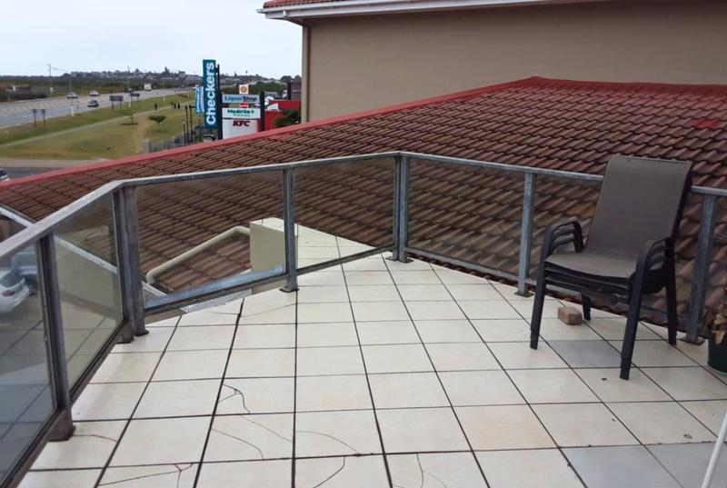 2 Bedroom Property for Sale in Heiderand Western Cape
